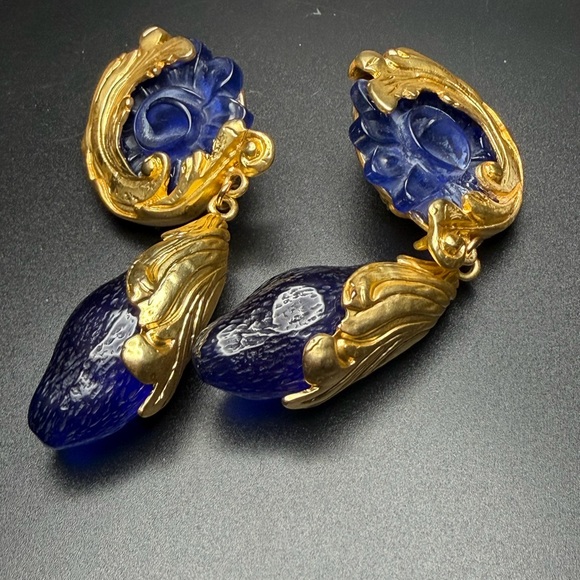 Catwalk Jon - Gold and Blue Earrings - Picture 3 of 4